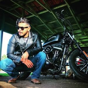 Meet your Posher, Christian